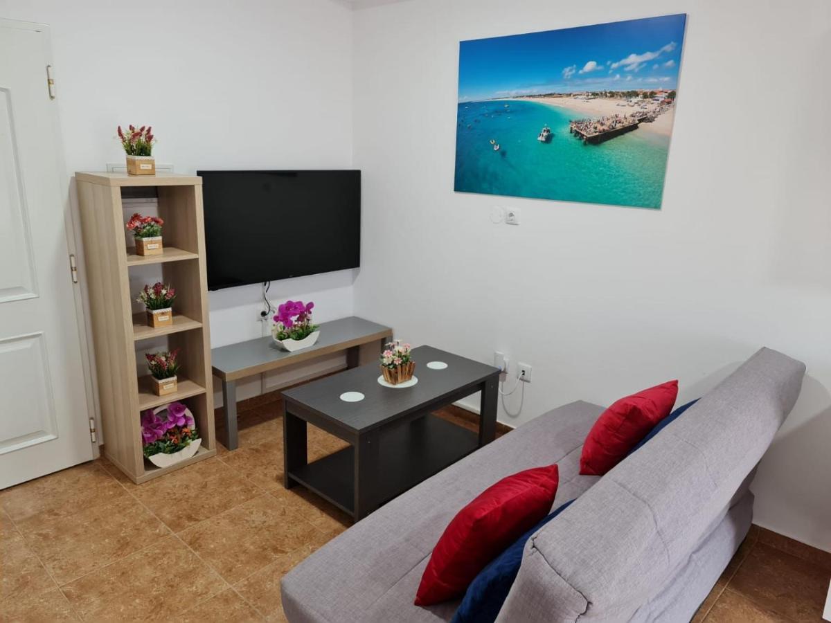 Franmay Apartments - 7 Modern Apartments Near The Beach & City, Perfect For Nomads, Travellers, Families, Watersports! Santa María Exterior foto